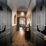 Townhouse 4*