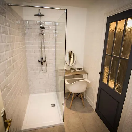 فندق مبيت وإفطار Townhouse قرقشونه