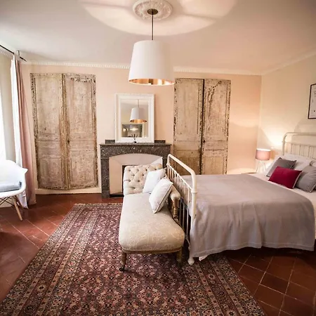 Townhouse فندق مبيت وإفطار 4*