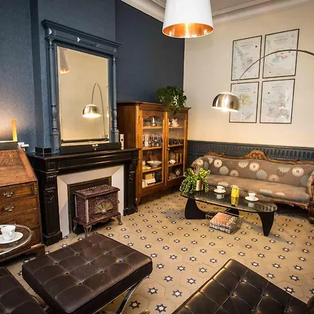 Townhouse قرقشونه