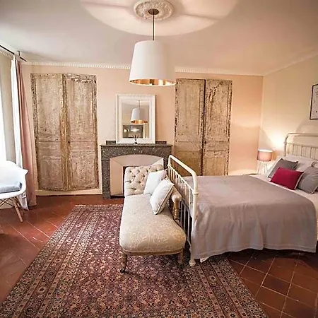 Townhouse Bed & Breakfast