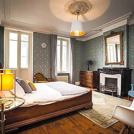 Townhouse Bed & Breakfast