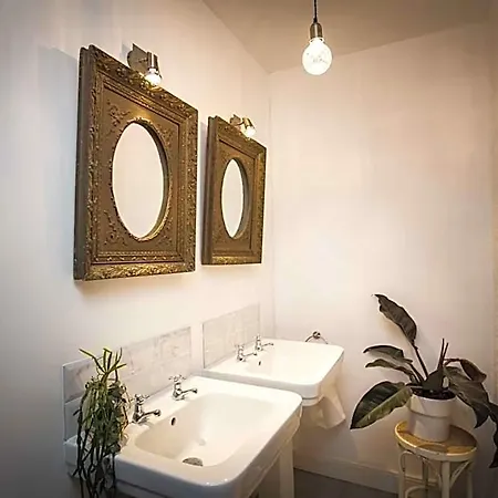 Bed & Breakfast Townhouse